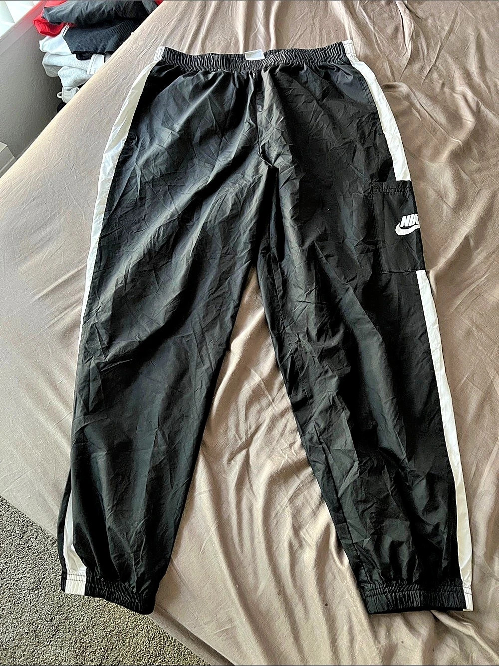 Nike womens Black & White Track Pants Size Medium